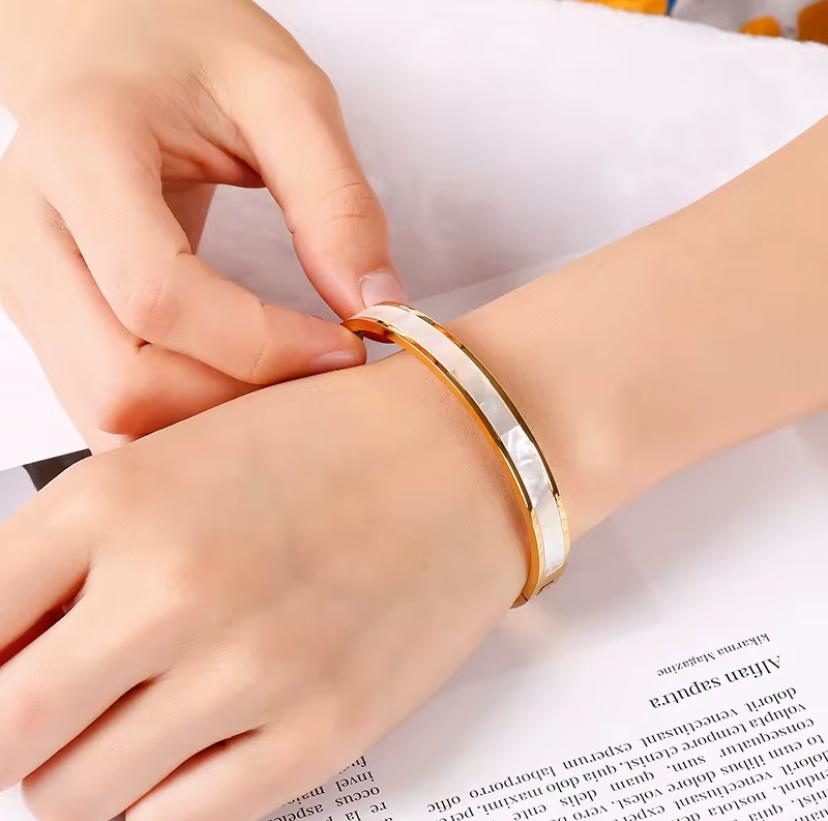 Luna Pearl Inlay Bracelet gold