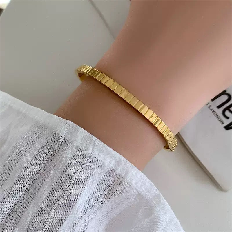 Standley Bangle Bracelet